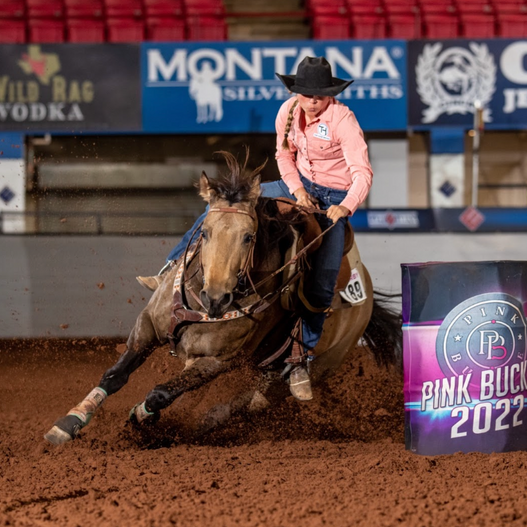 What The Top Barrel Racers Are Feeding Their Horses